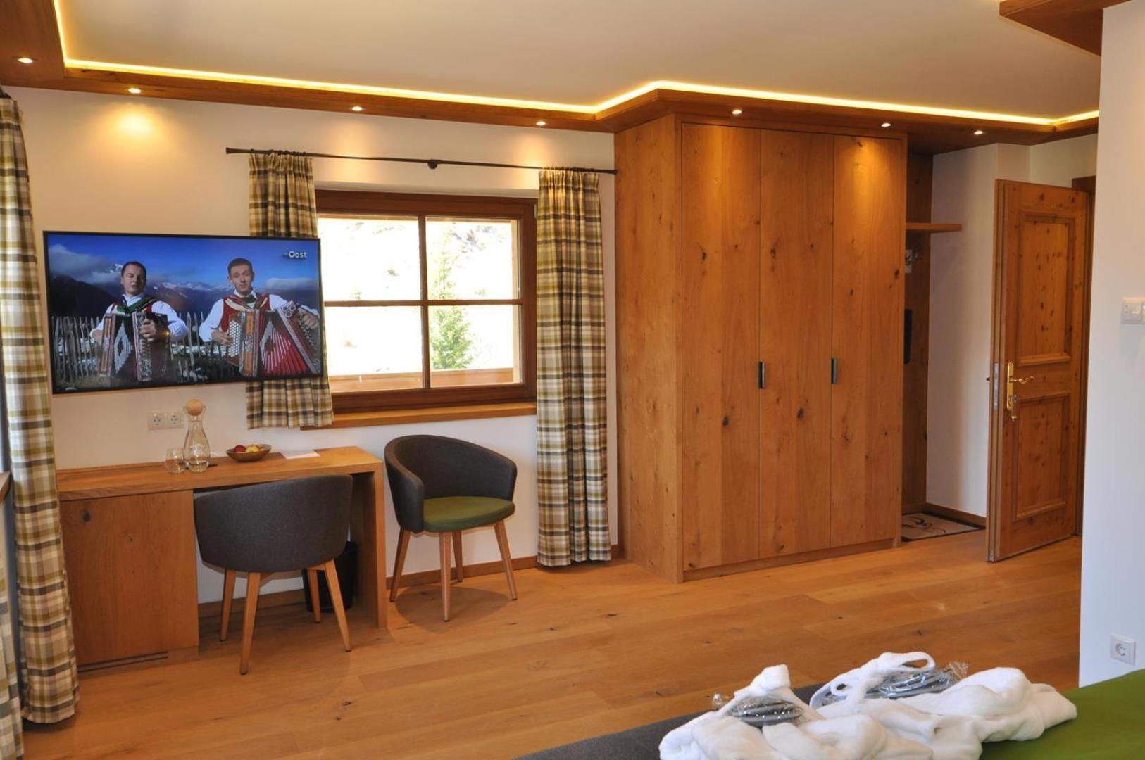 Hotel-Garni "Das Seebichl" Ахенкирх Стая снимка