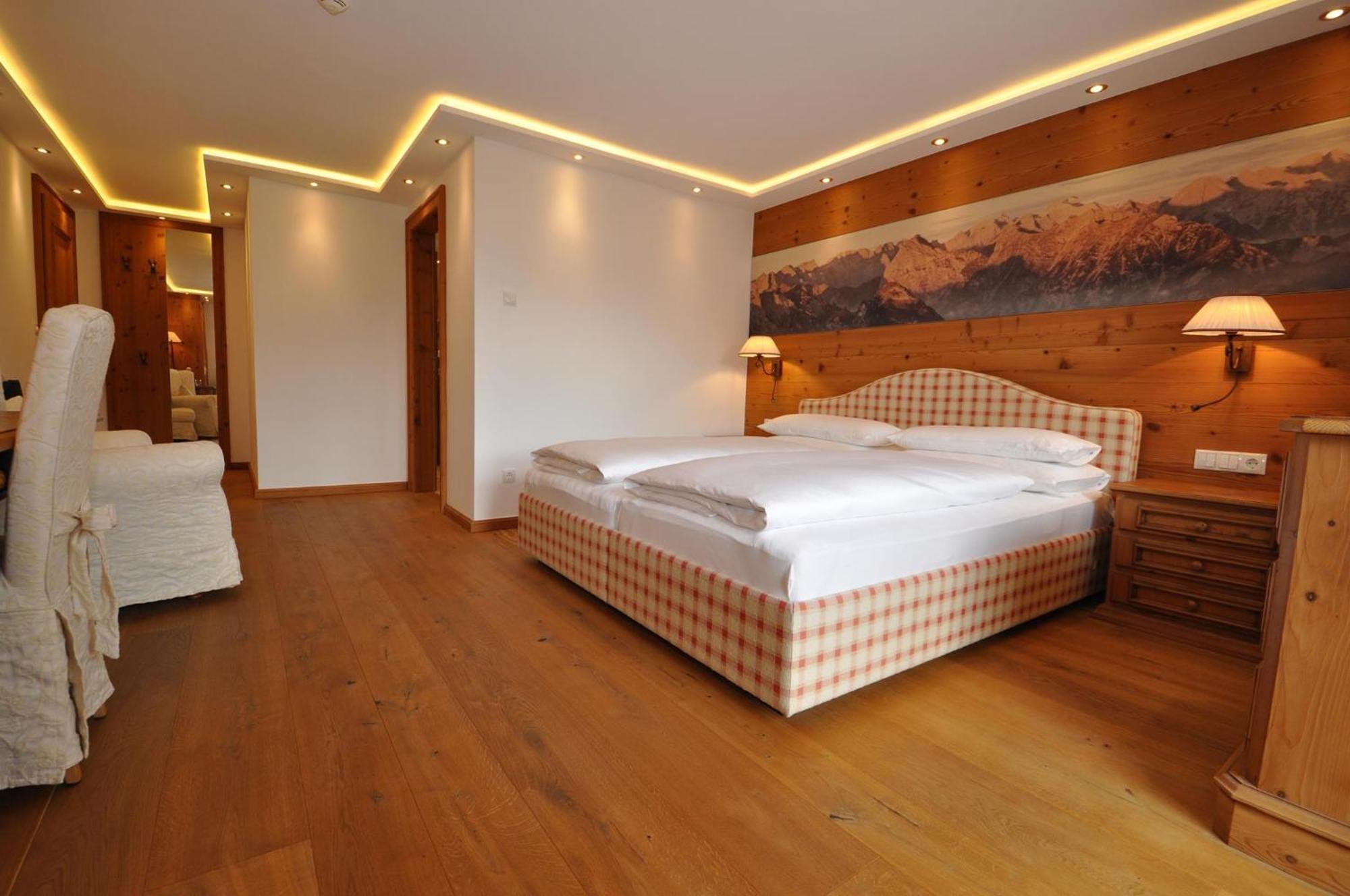 Hotel-Garni "Das Seebichl" Ахенкирх Стая снимка